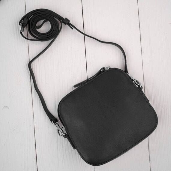 Čierna dámska darčeková sada Paolo Peruzzi kožený batoh a malá crossbody kabelka
