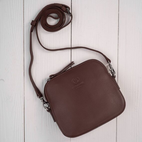 Hnedá dámska darčeková sada Paolo Peruzzi kožený batoh a malá crossbody kabelka