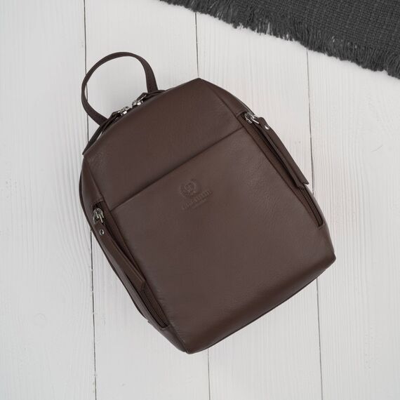 Hnedá dámska darčeková sada Paolo Peruzzi kožený batoh a malá crossbody kabelka