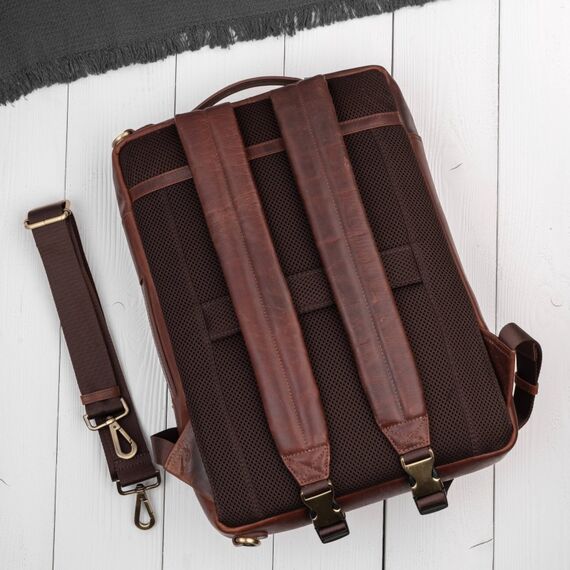 Koňakový pánsky kožený batoh na notebook 15.6" 2v1 Paolo Peruzzi AY-31-CG