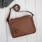 Koňaková dámska kožená crossbody kabelka do mesta Paolo Peruzzi AY-22-CGS